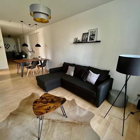 Purer Luxus mit 2 Schlafzimmern, Balkon und Privat-Parkplatz Leipzig Exterior foto