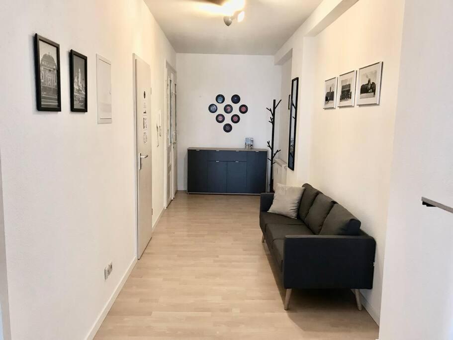 Purer Luxus mit 2 Schlafzimmern, Balkon und Privat-Parkplatz Leipzig Exterior foto